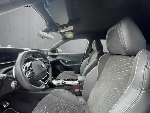 Peugeot 2008 view 9