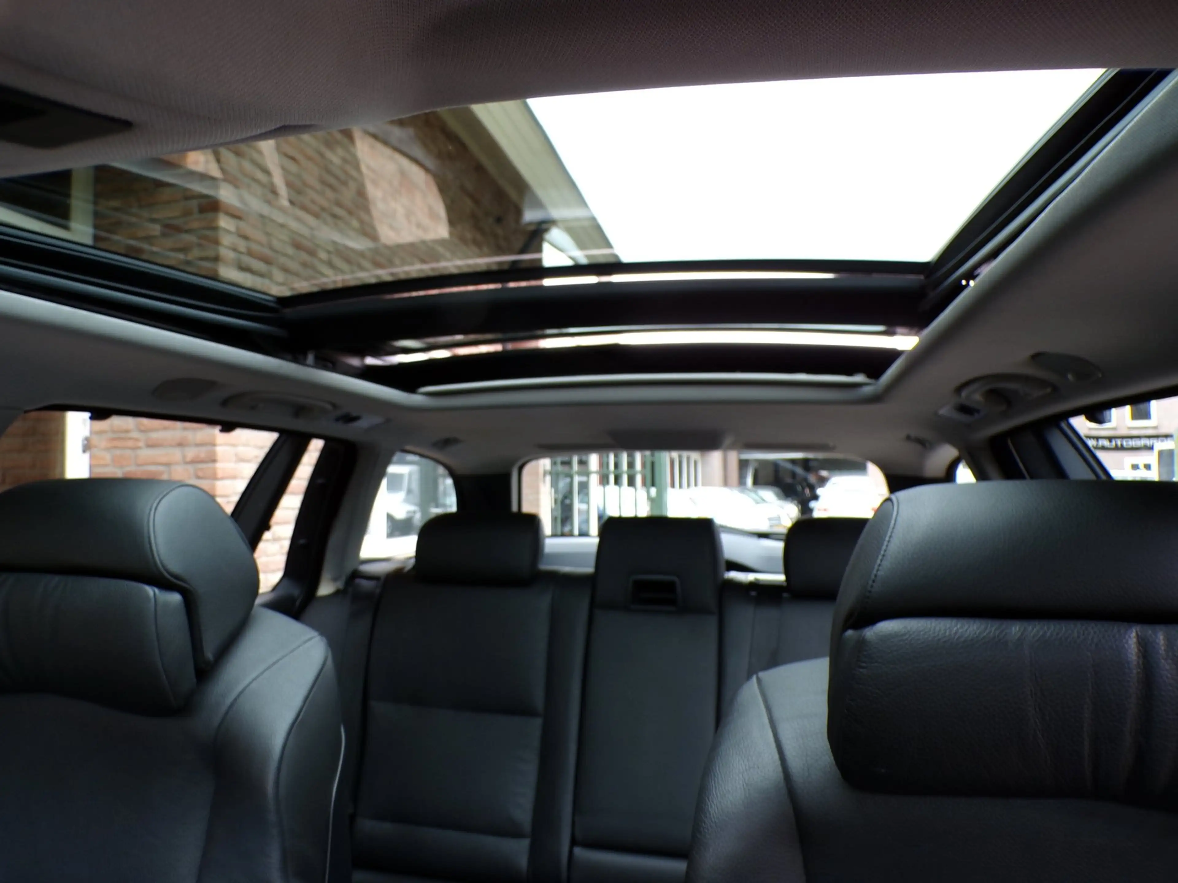 BMW 545 5-serie Touring 545i Automaat / Leder / Panoramada — photo 14