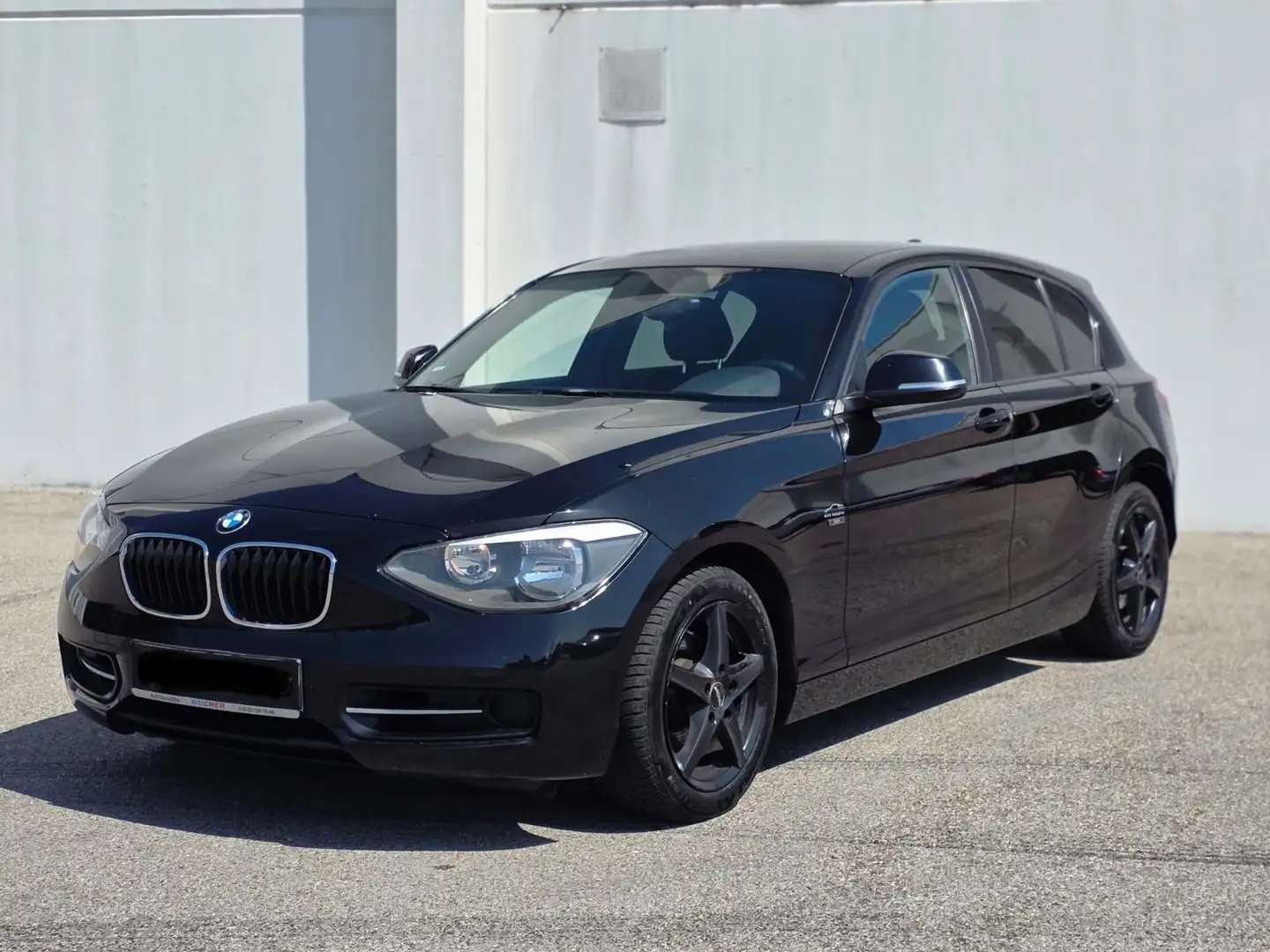 BMW 118 i Sport Line *Euro 5* Sitzheizung* Schwarz - 2