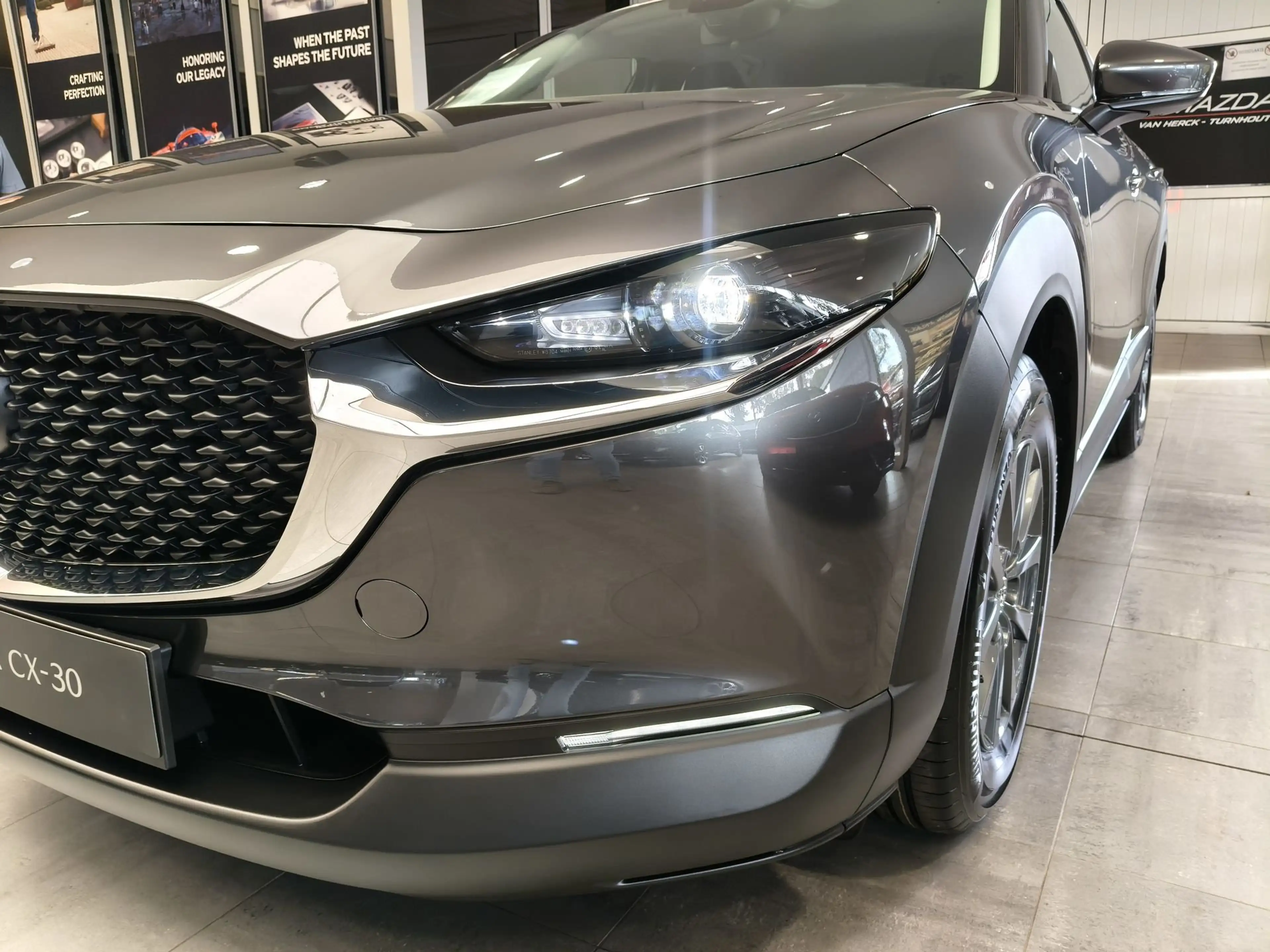 Mazda CX-30 2.5 e-SKYACTIV G Prime line — photo 8