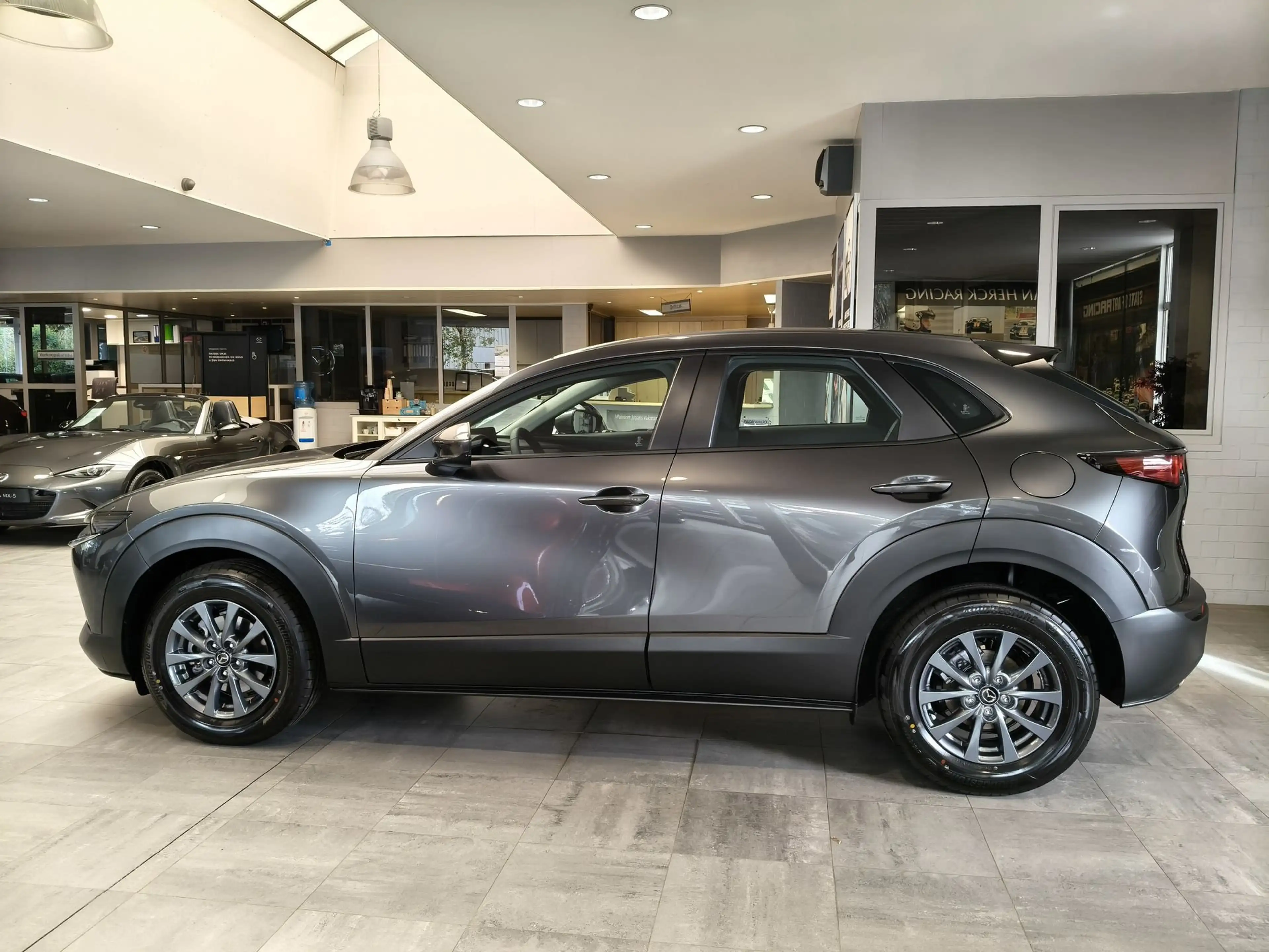 Mazda CX-30 2.5 e-SKYACTIV G Prime line — photo 3