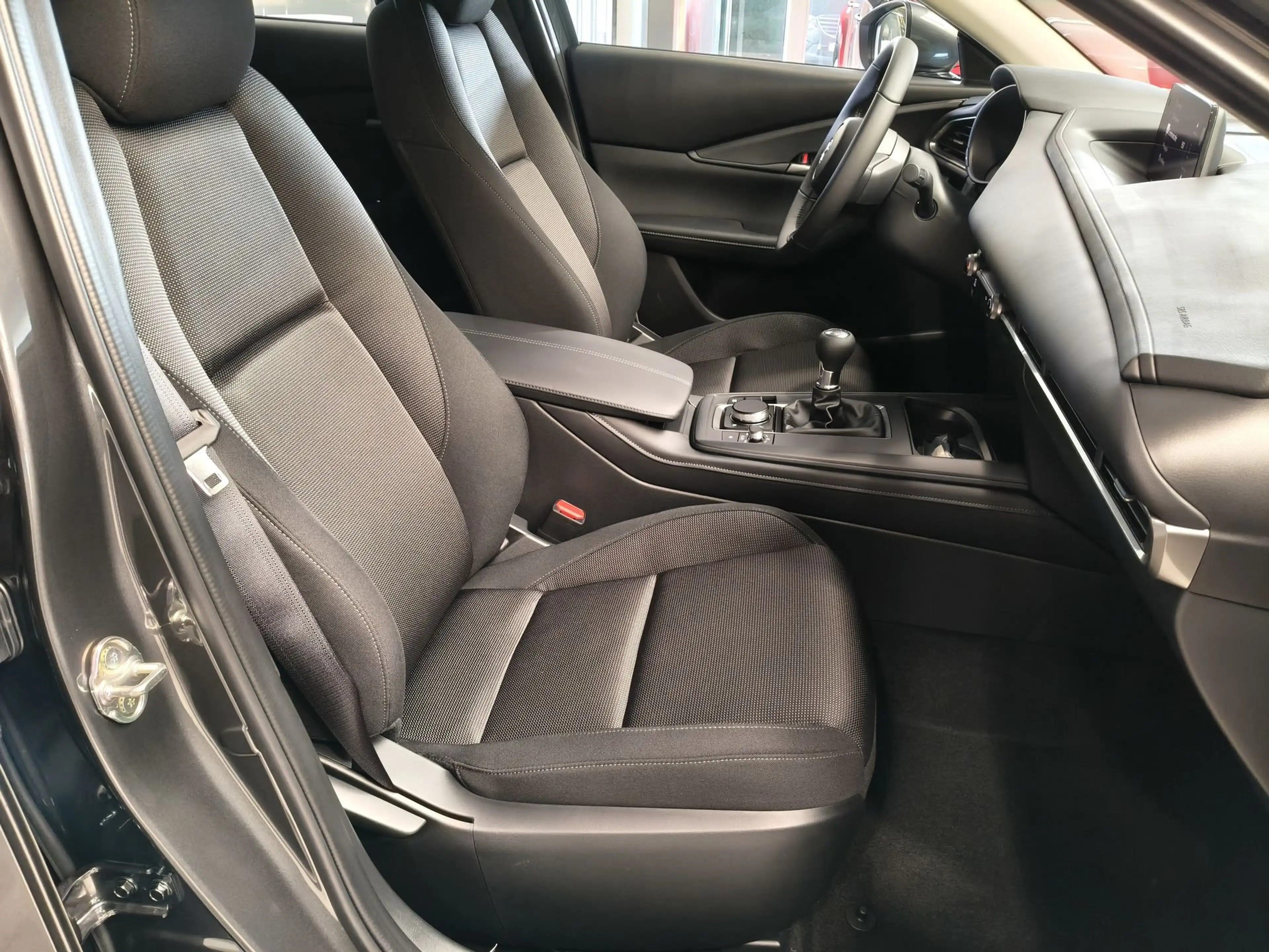 Mazda CX-30 2.5 e-SKYACTIV G Prime line — photo 14