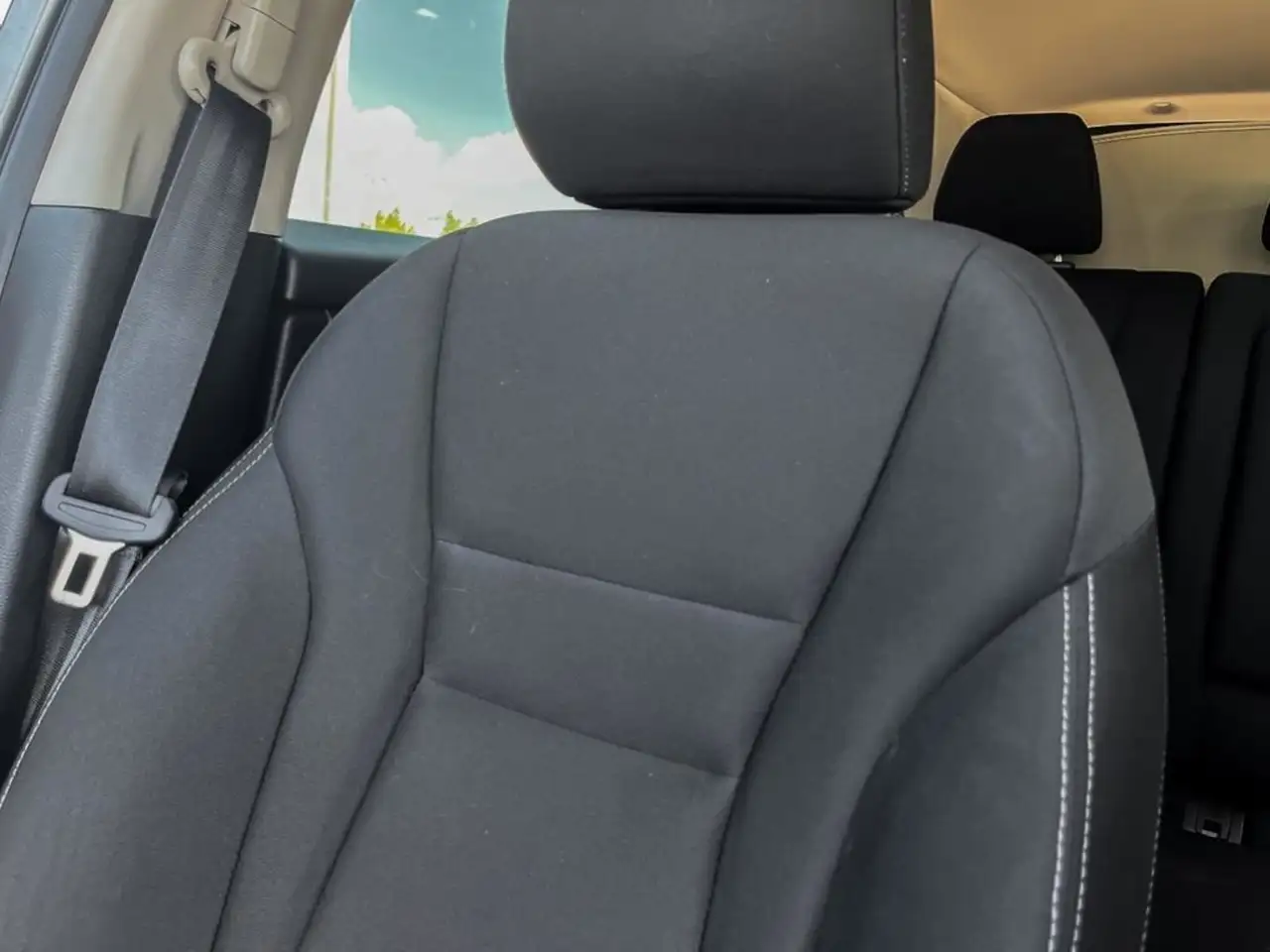 Nissan Rogue fotografie Nissan Rogue
