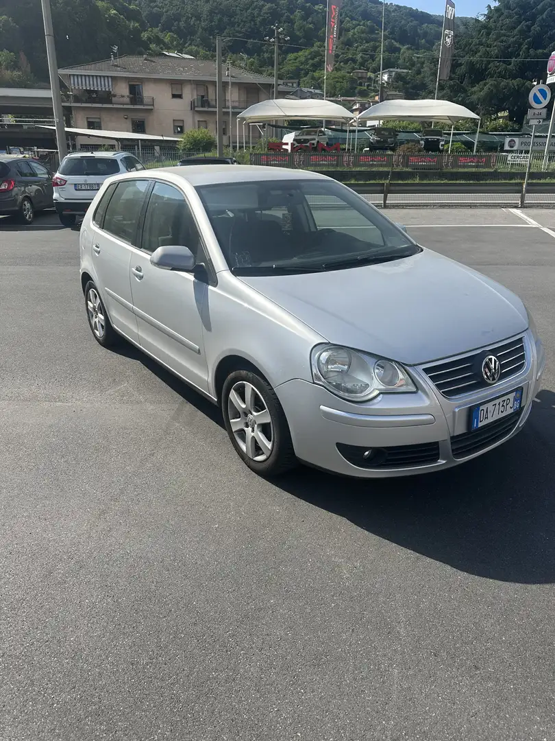 Volkswagen Polo 5p 1.4 Comfortline - 1