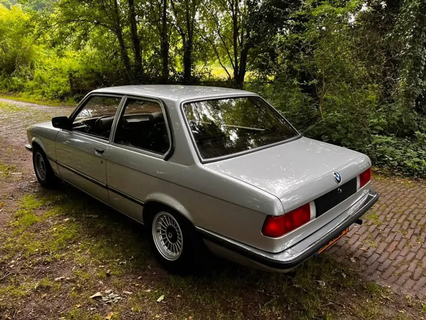 BMW 323 3-serie 323i Grijs - 2