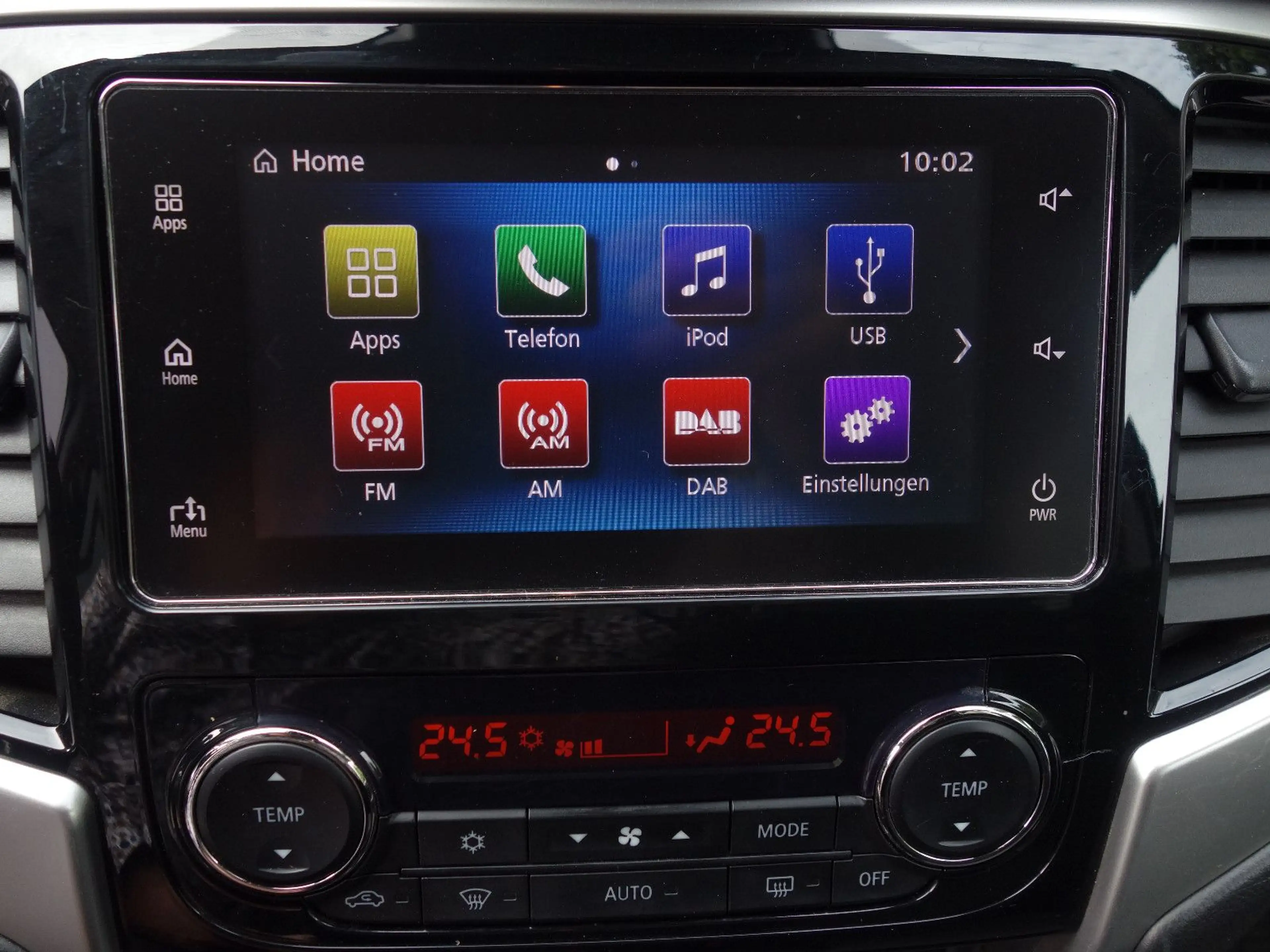 Mitsubishi L200 Intro Edition Doka 4WD Autom KLIMA AHK NAVI — photo 17
