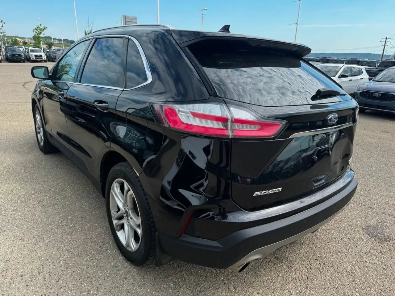 Ford Edge photo Ford Edge
