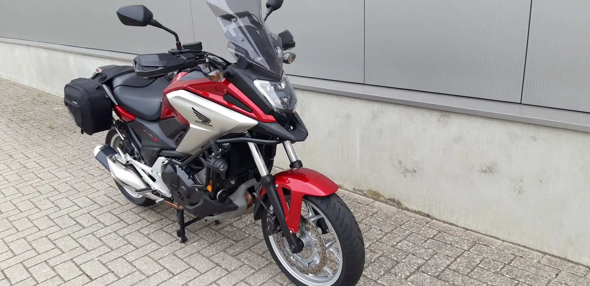 Honda NC 750 NC750XA Rood - 2