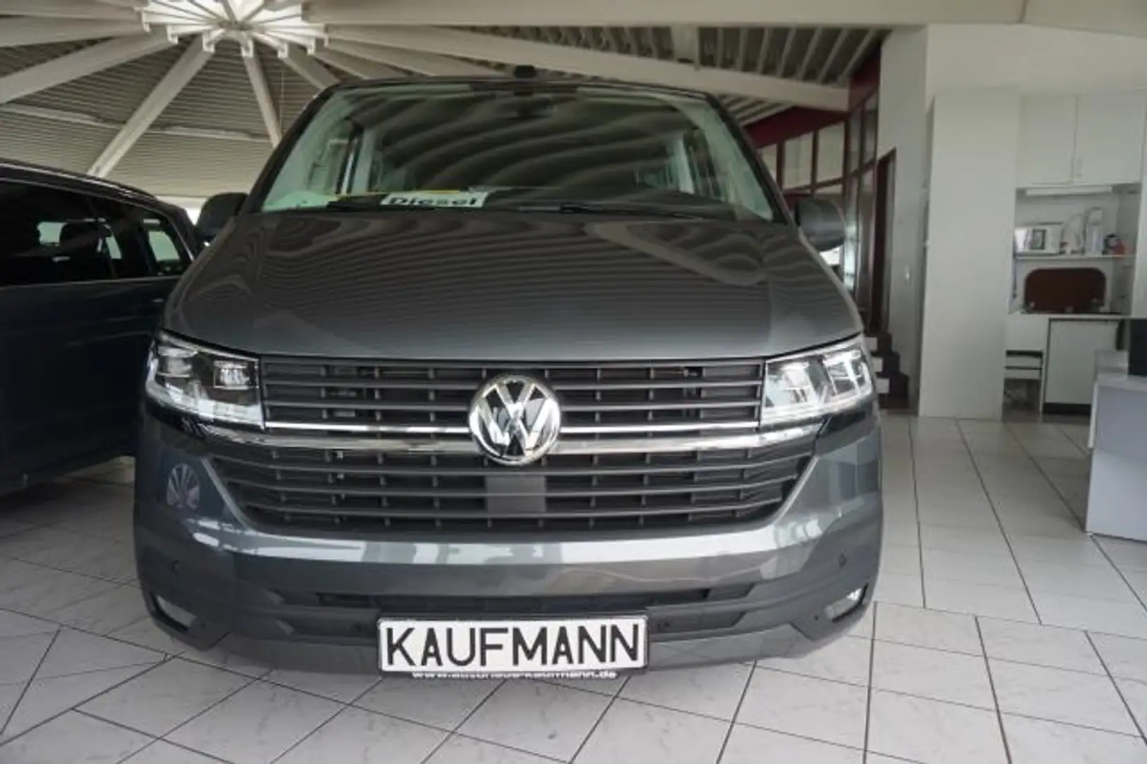 Volkswagen T6.1 Caravelle T6.1 CARAVELLE 2.0 TDI DSG 2-S-TÜR KAMERA NAVI Gri - 2