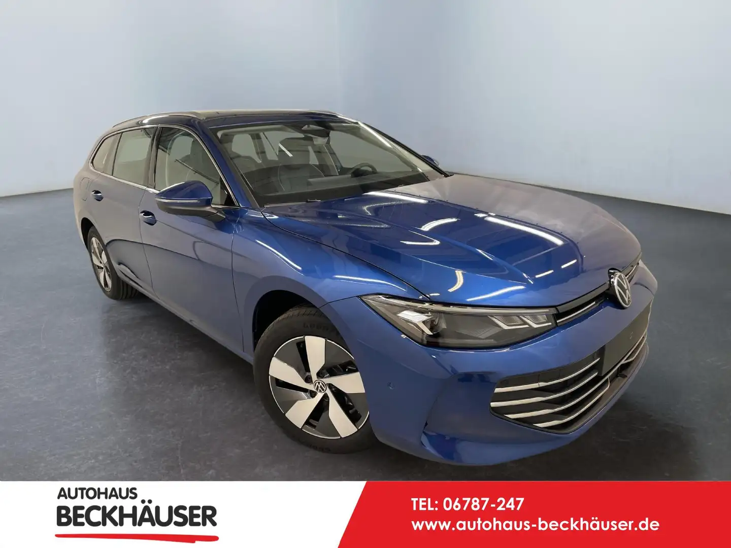 Volkswagen Passat Variant Business 1.5 eTSI 150PS/110kW DSG7 2025 +17" Bo... Azul - 1