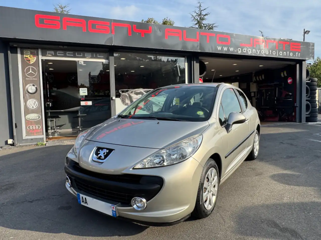 Peugeot 207