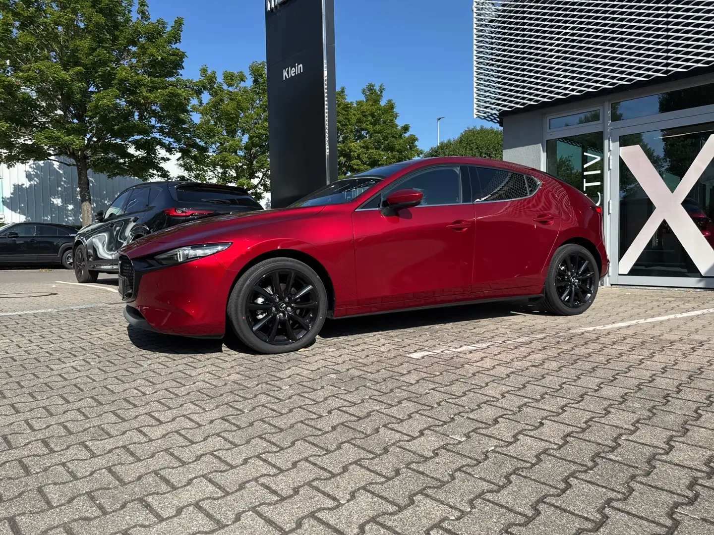 Mazda 3 SKYACTIV-X 2.0 M Hybrid AWD 6AG AL-SELECTION DES-P Rot - 2