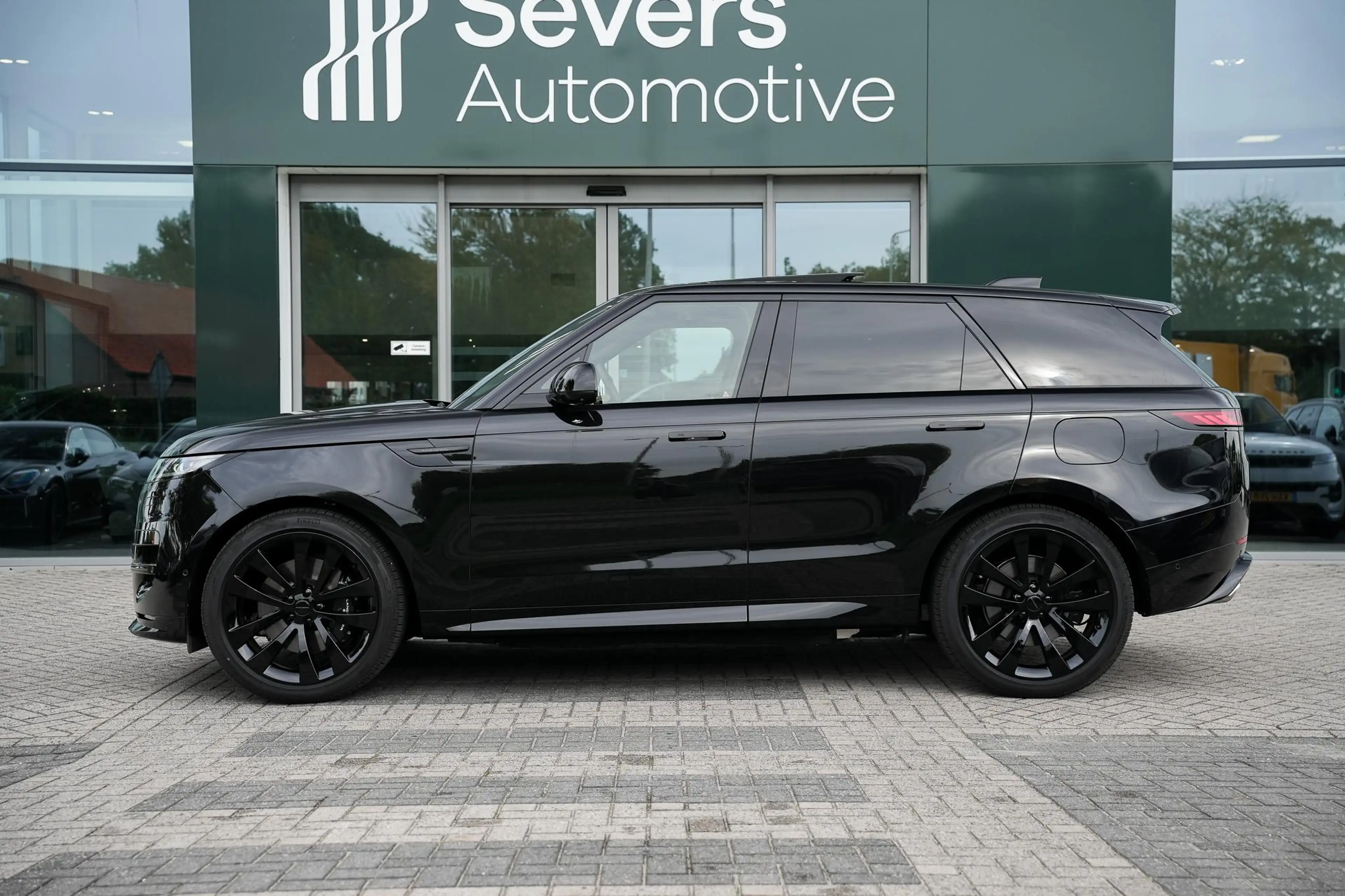 Land Rover Range Rover Sport 3.0 P550e Autobiography PHEV l PPF Front l  Carawa — photo 5