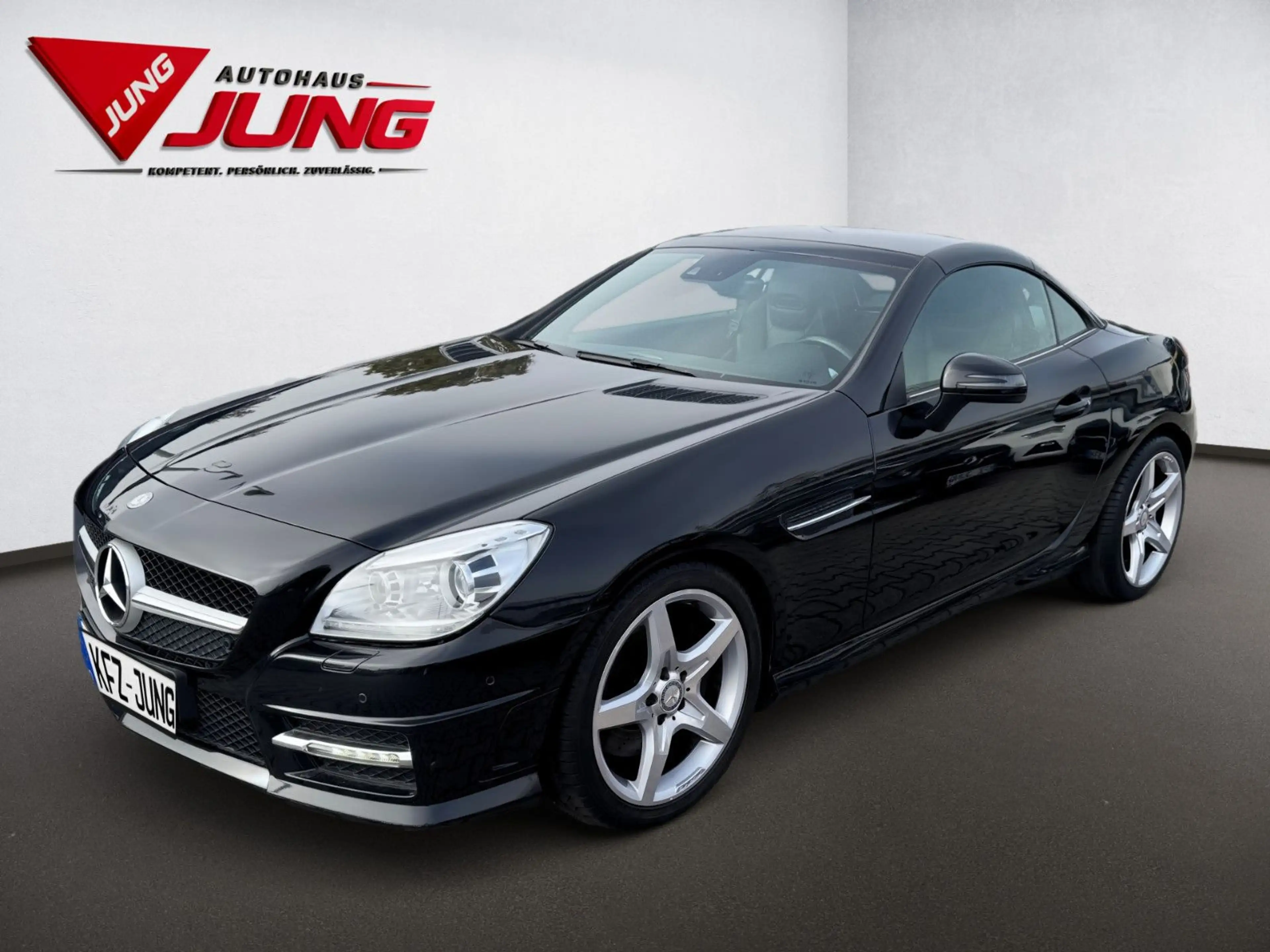 Mercedes-Benz SLK 200 Roadster*AMG-Line*Bi-Xenon*Harmon-Kardon