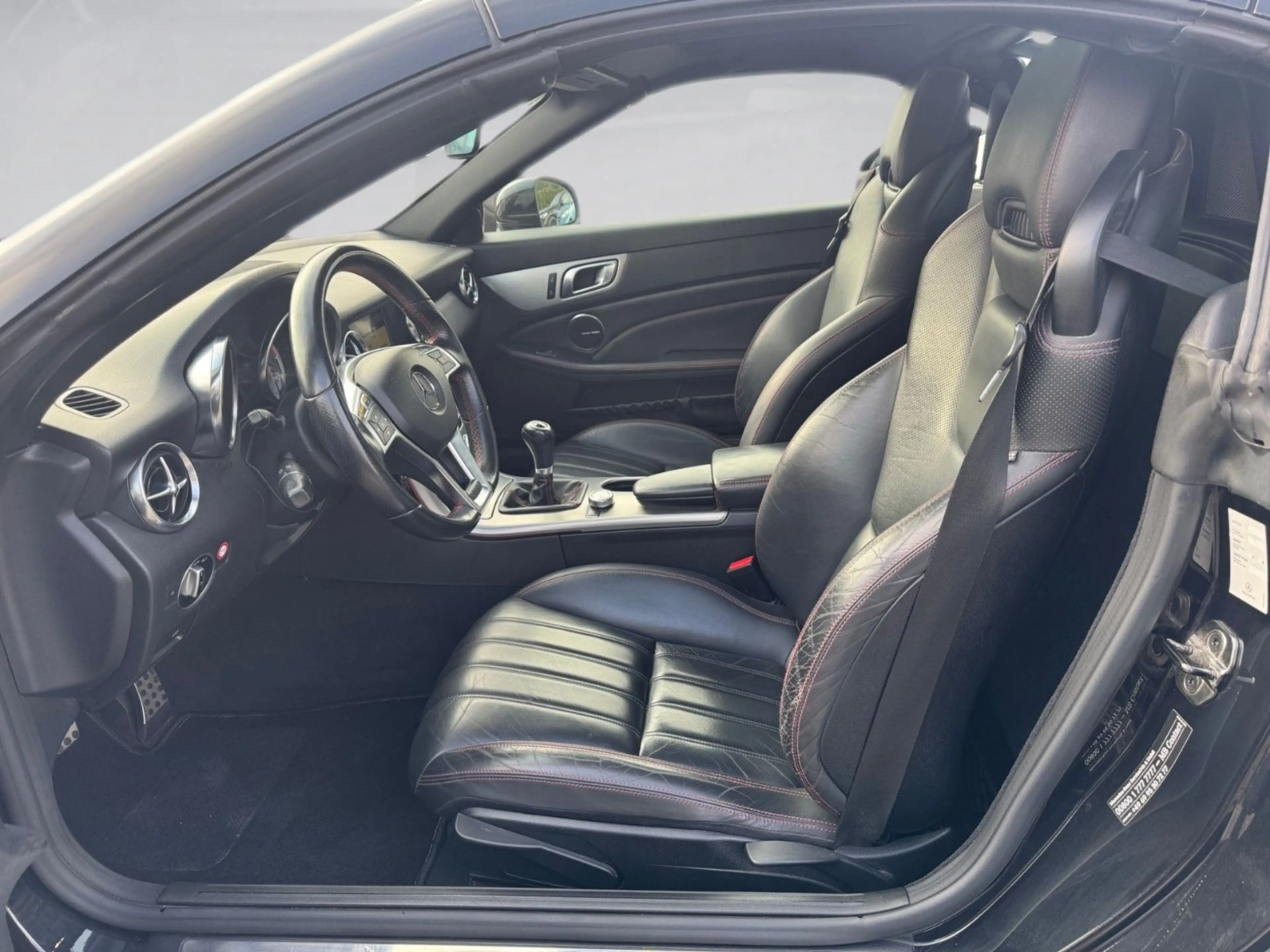 Mercedes-Benz SLK 200 Roadster*AMG-Line*Bi-Xenon*Harmon-Kardon — photo 11
