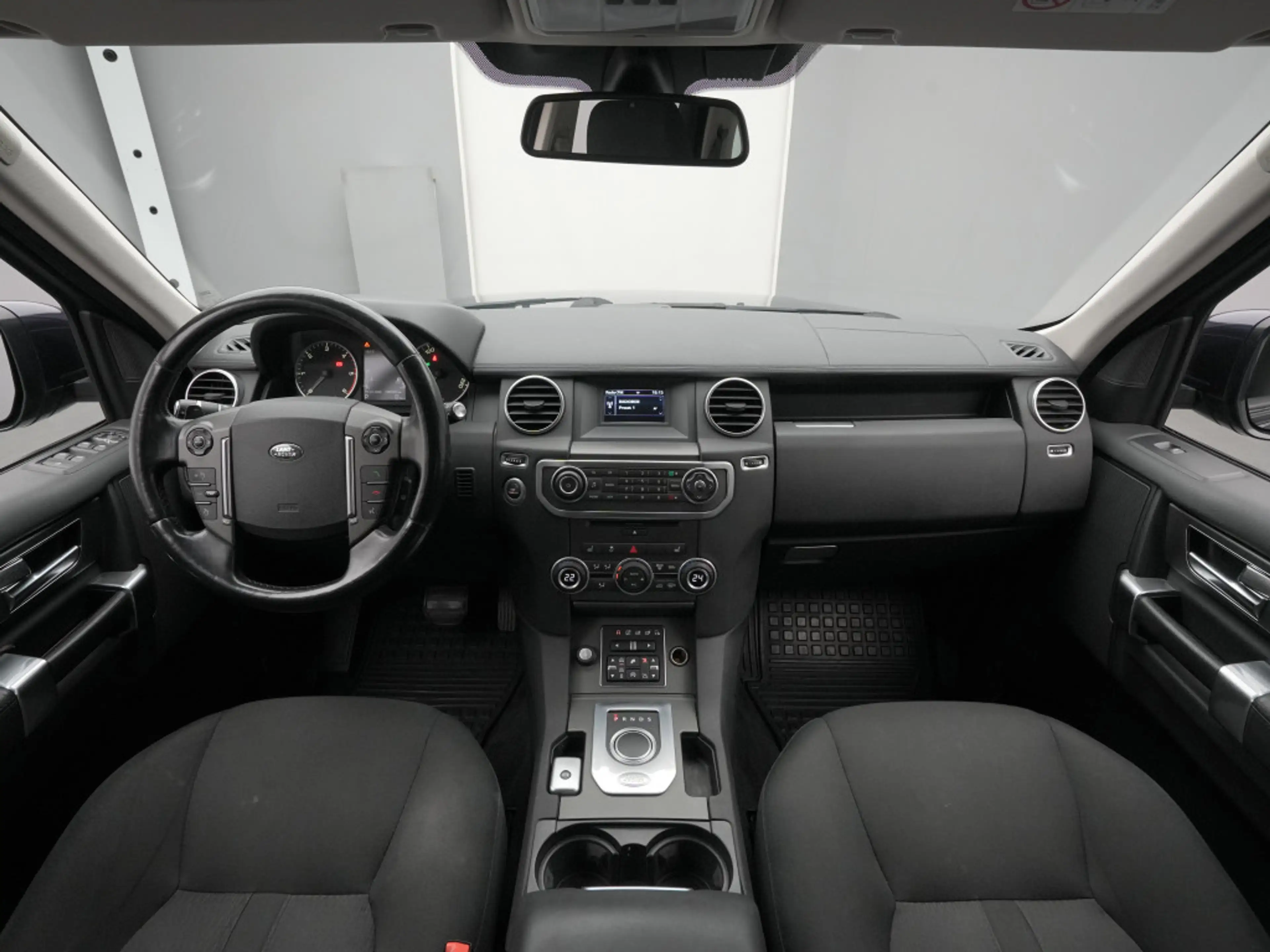Land Rover Discovery TDV6 S 210PS Aut./Winter-P./AHK — photo 12