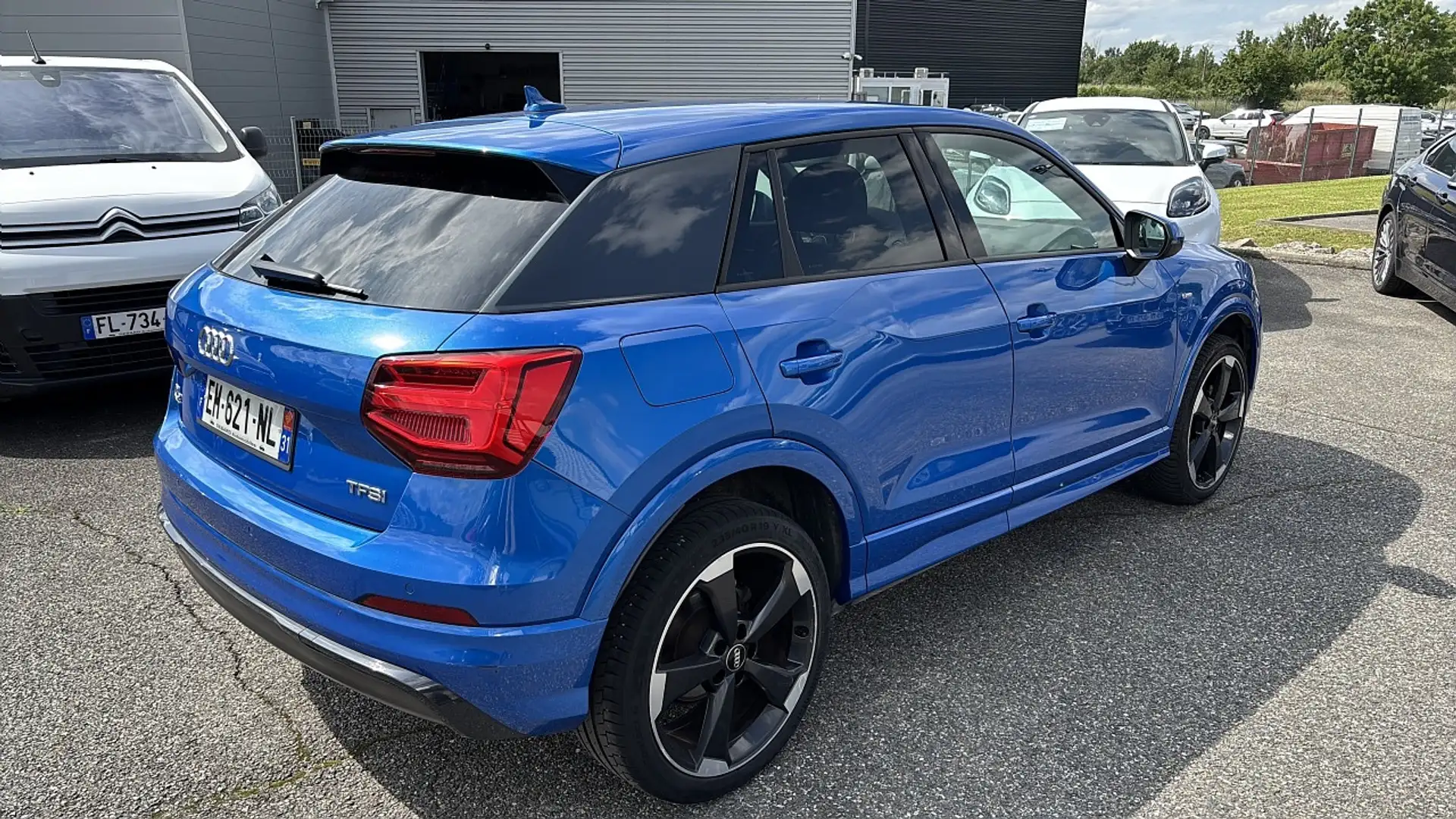 Audi Q2 1.4 TFSI 150CH COD DESIGN LUXE S TRONIC 7 Bleu - 2