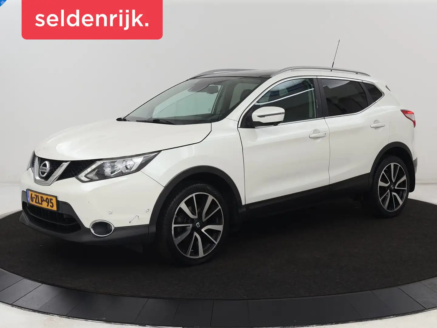 Nissan Qashqai 1.5 dCi Tekna | Panoramadak | Leder | Trekhaak | E Blanc - 1