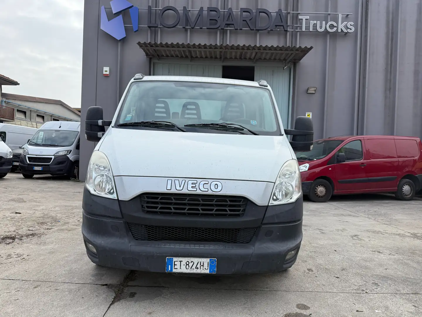 Iveco Daily 35S15/2.3/TEALIO/PATENTE B/2014 Bianco - 2