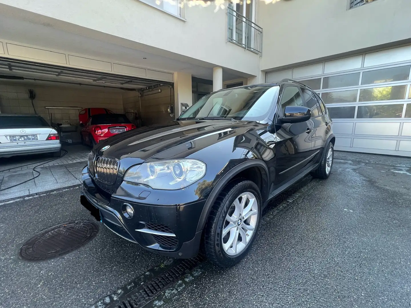BMW X5 xDrive30d Aut. Schwarz - 1
