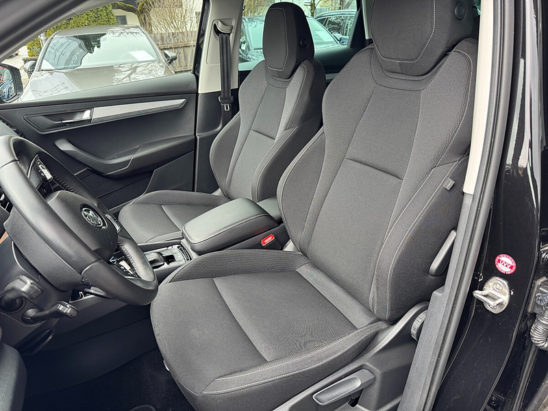 Skoda Karoq 2,0 TDI 4x4 DSG *LED*ACC*RFK* — photo 9