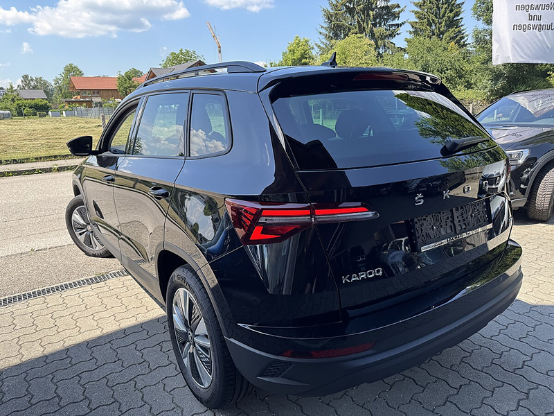 Skoda Karoq 2,0 TDI 4x4 DSG *LED*ACC*RFK* — photo 7