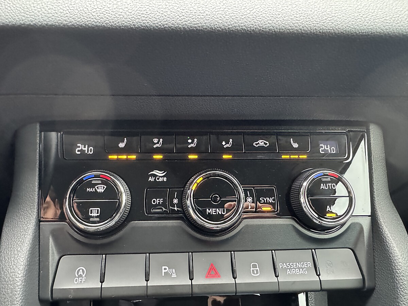 Skoda Karoq 2,0 TDI 4x4 DSG *LED*ACC*RFK* — photo 13