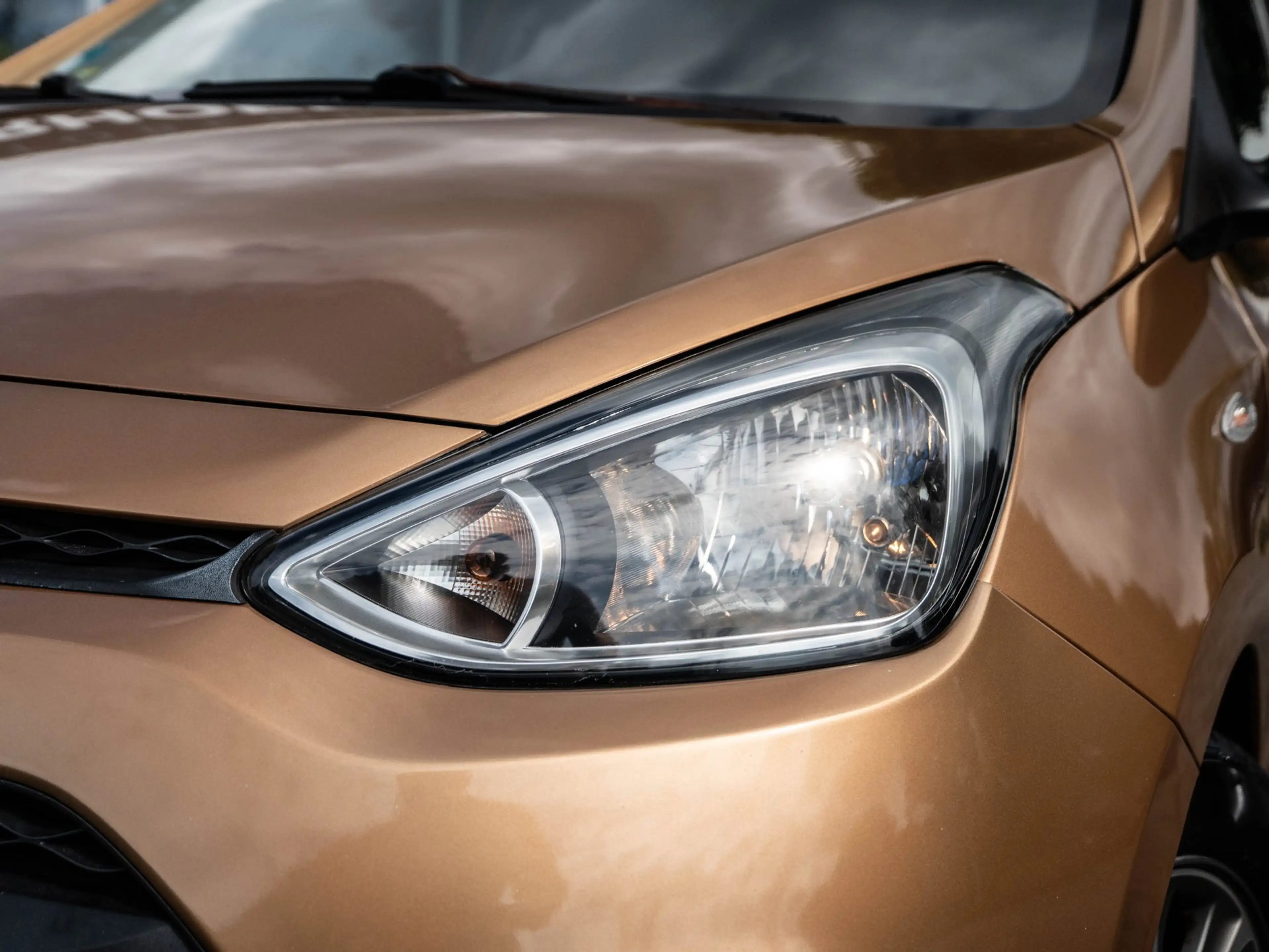 Hyundai i10 1.0i i-Motion Premium - APPLE CARPLAY - CRUISE CON — photo 12