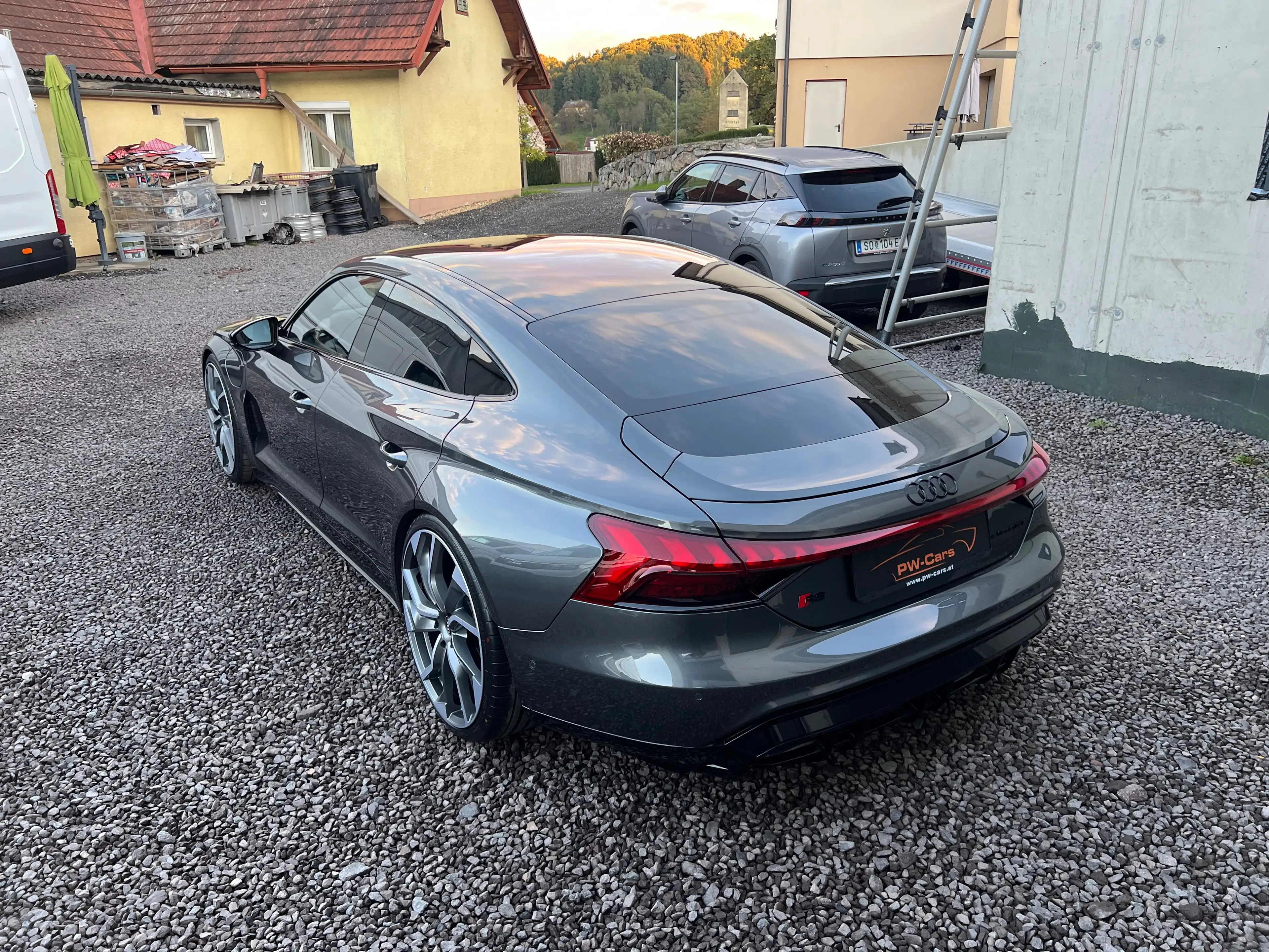 Audi e-tron GT RS quattro 22" Alufelgen, Matrix LED usw. — photo 10