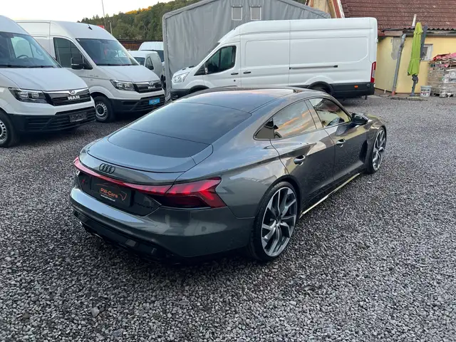 Audi e-tron GT RS quattro 22" Alufelgen, Matrix LED usw. Ansicht 8