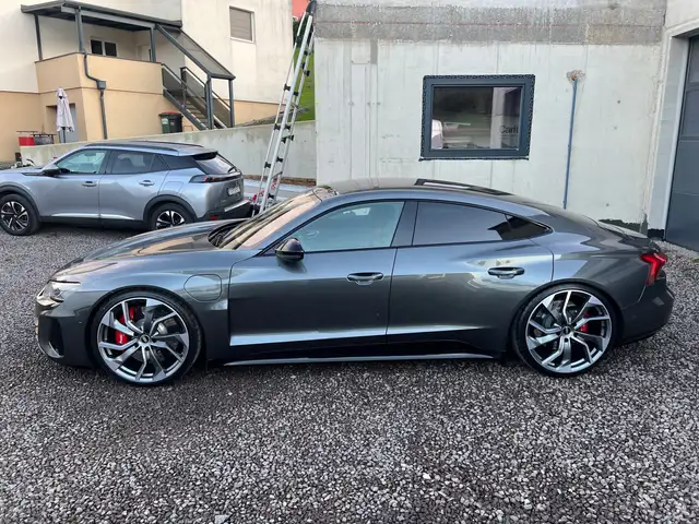Audi e-tron GT RS quattro 22" Alufelgen, Matrix LED usw. Ansicht 7