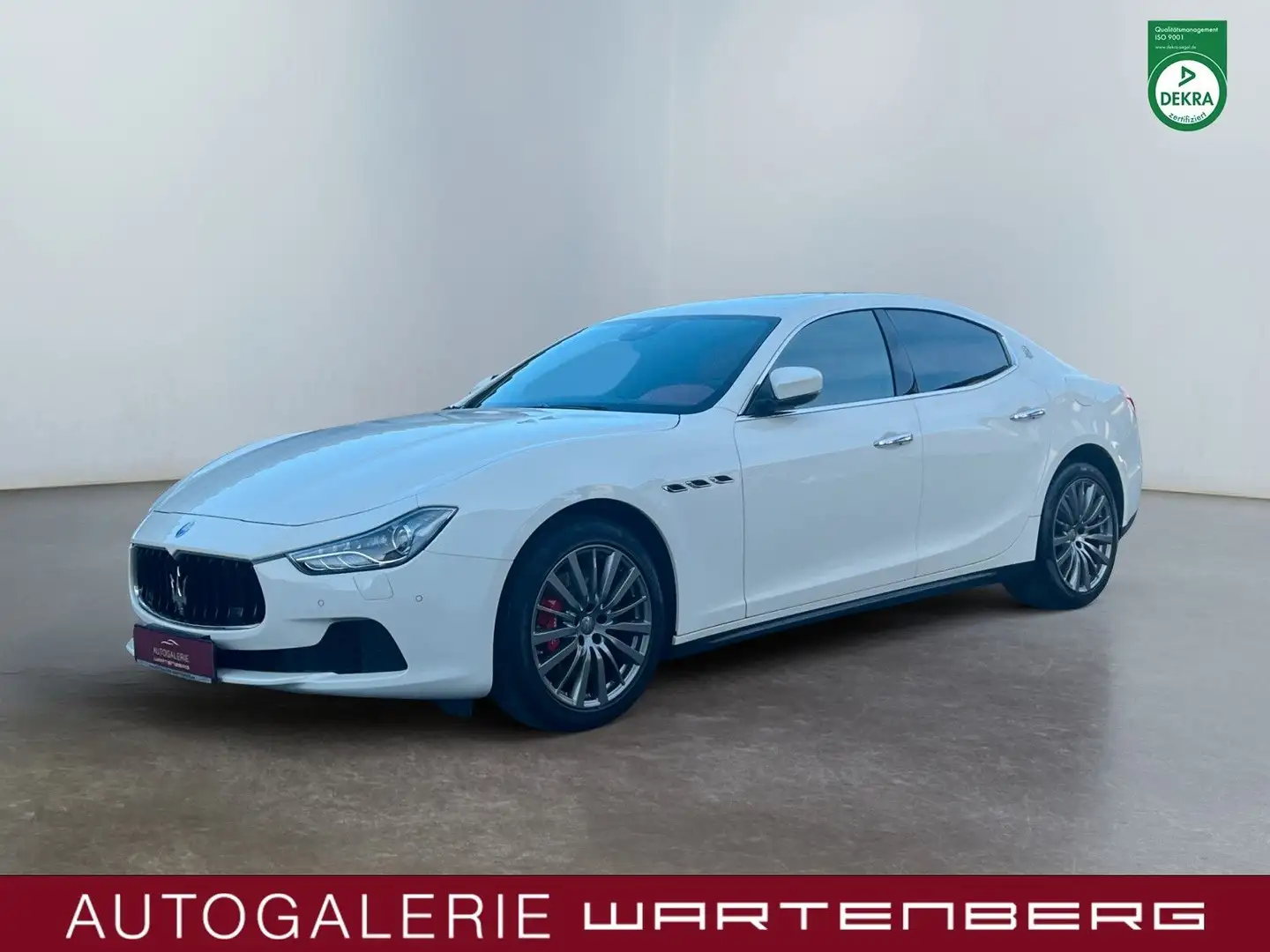 Maserati Ghibli 3.0d S V6 //NAVI//CAM//LEDER//BI-XENON// Weiß - 1