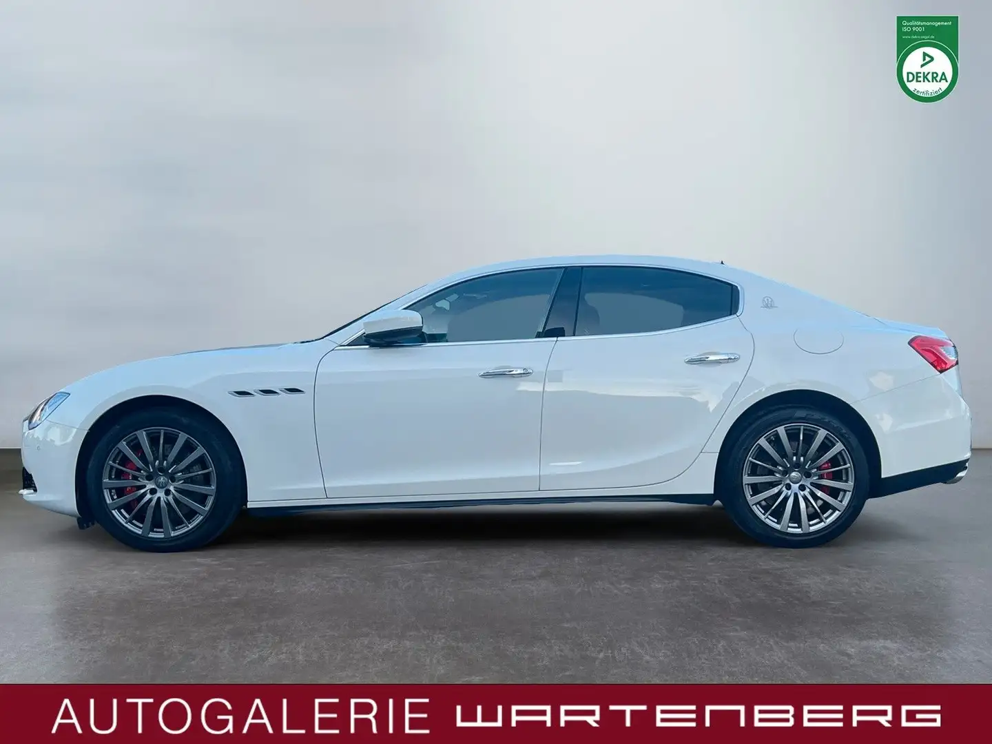 Maserati Ghibli 3.0d S V6 //NAVI//CAM//LEDER//BI-XENON// Weiß - 2
