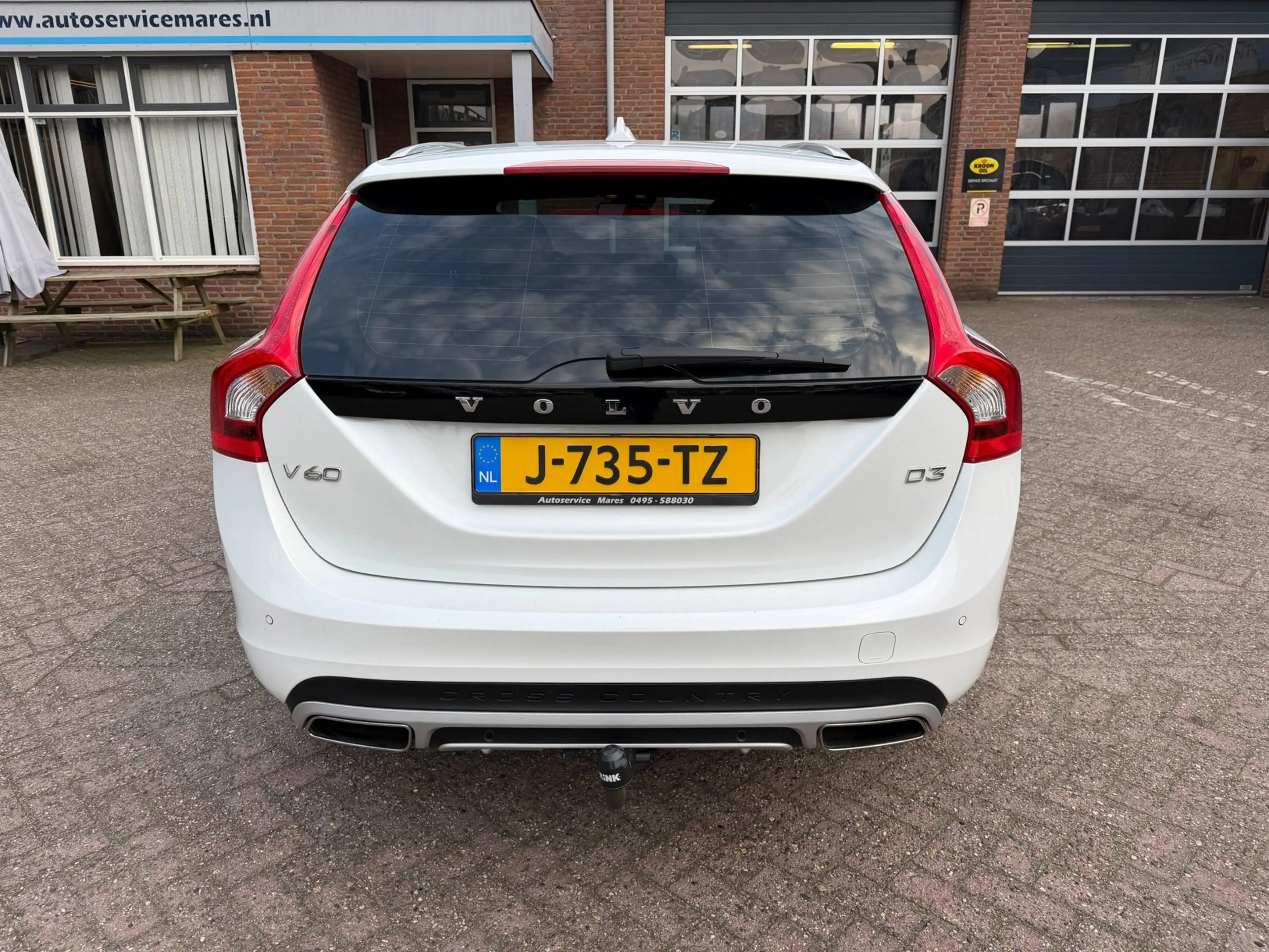 Volvo V60 Cross Country 2.0 D3 Momentum, Navi, cruise, stoelverw, trekhaak — photo 18