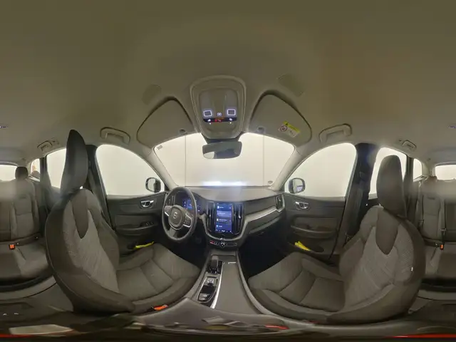Volvo XC60 view 13