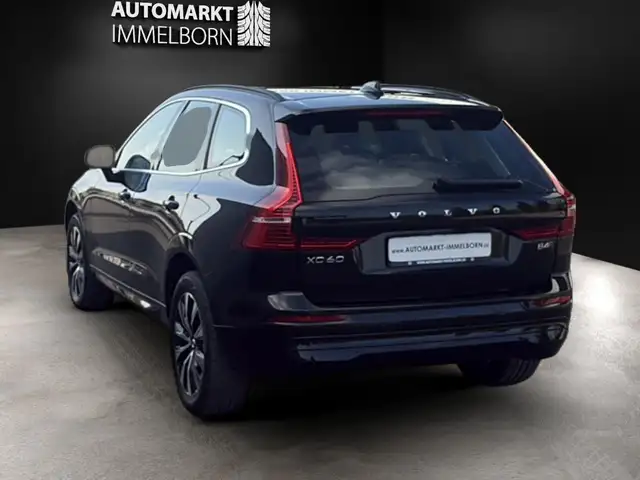 Volvo XC60 view 5