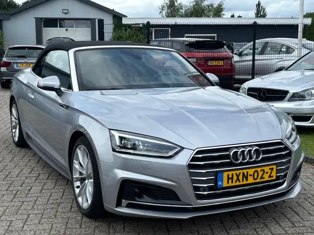 Audi A5 view 3