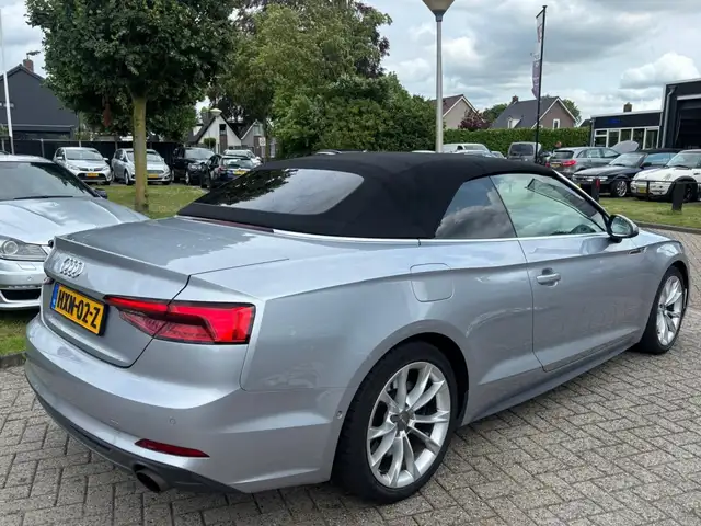 Audi A5 view 4