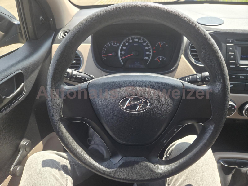 Hyundai i10 1.0 — photo 15