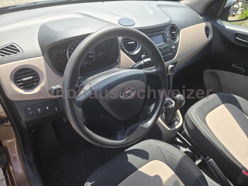Hyundai i10 1.0 — photo 11