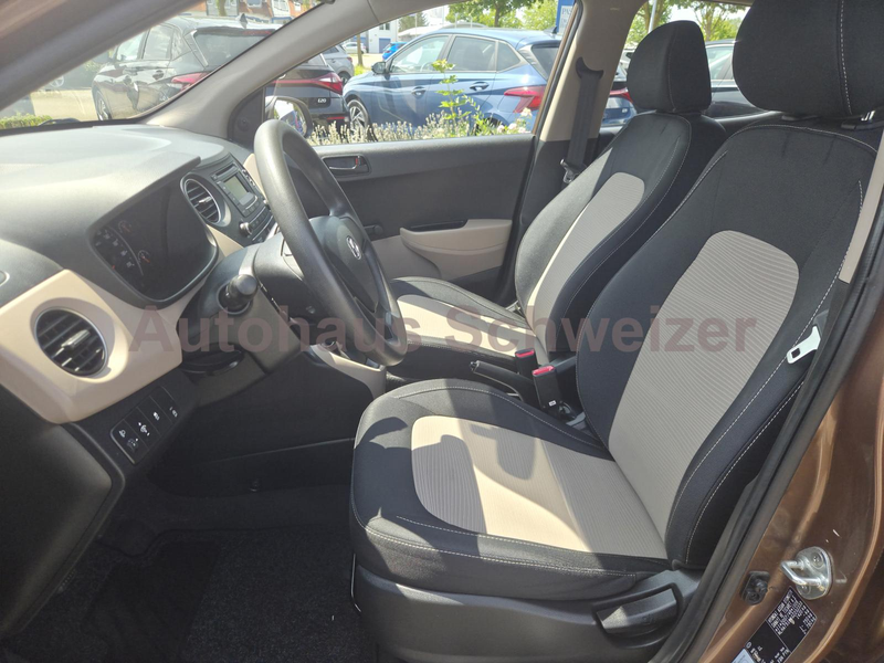 Hyundai i10 1.0 — photo 10