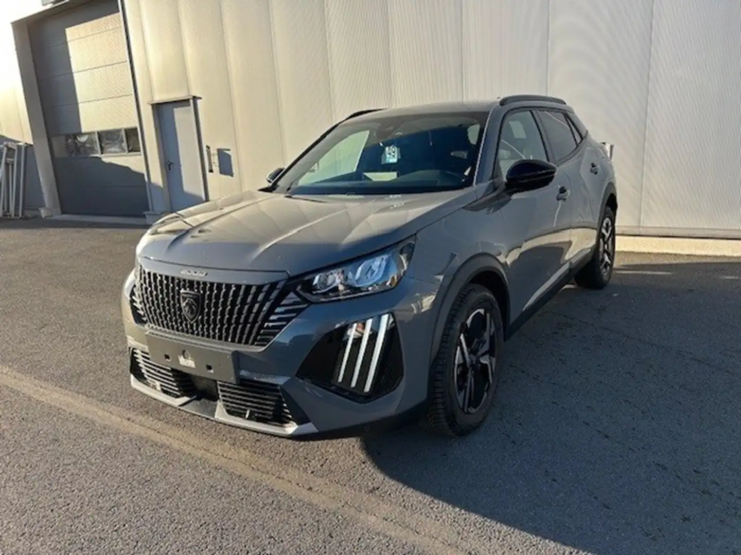 Peugeot 2008 Allure *DEMO* Gris - 1