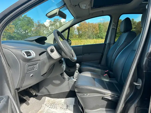 Renault Grand Modus view 10
