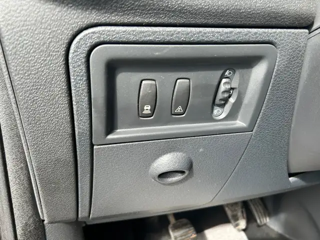Renault Grand Modus view 14