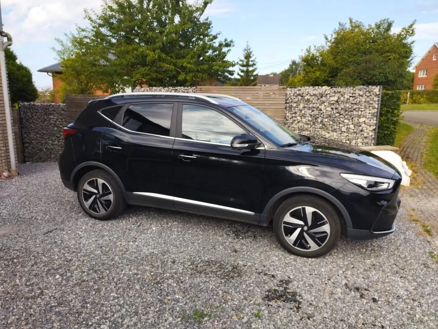 MG ZS e-ZS 51 kWh Luxury Standard Range - 2