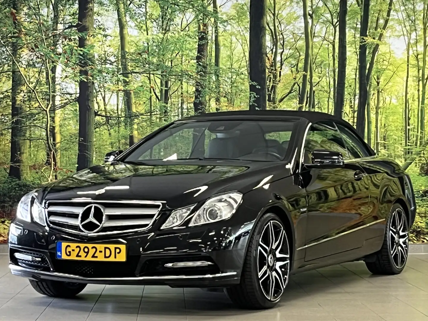 Mercedes-Benz E 200 Cabrio CGI Elegance | Cruise Control | Neck-Pro | Zwart - 2