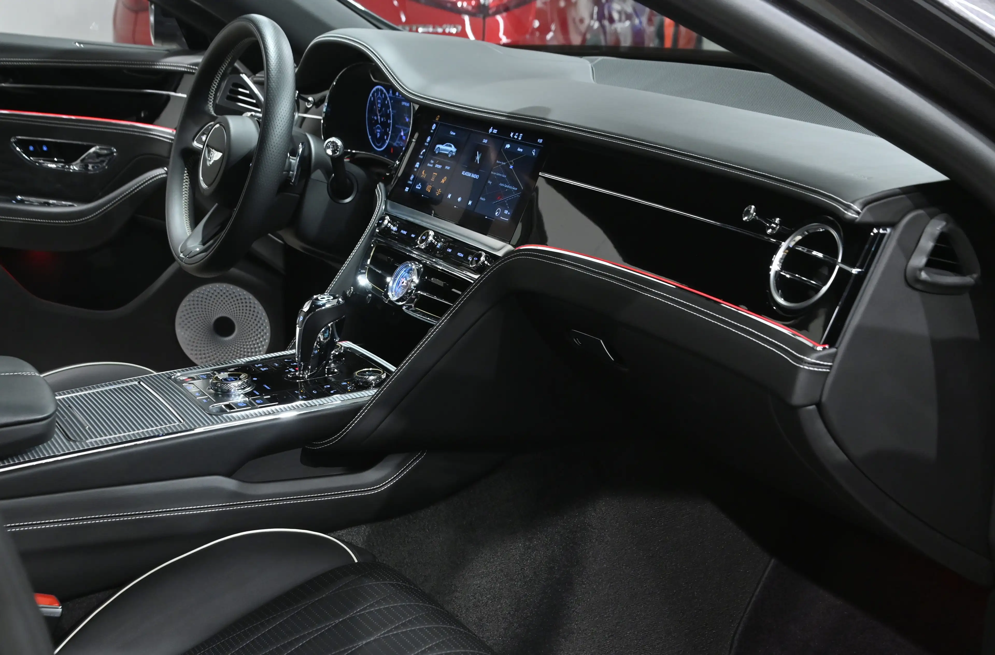 Bentley Flying Spur Flying Spur Hybrid Mulliner Specification — photo 4