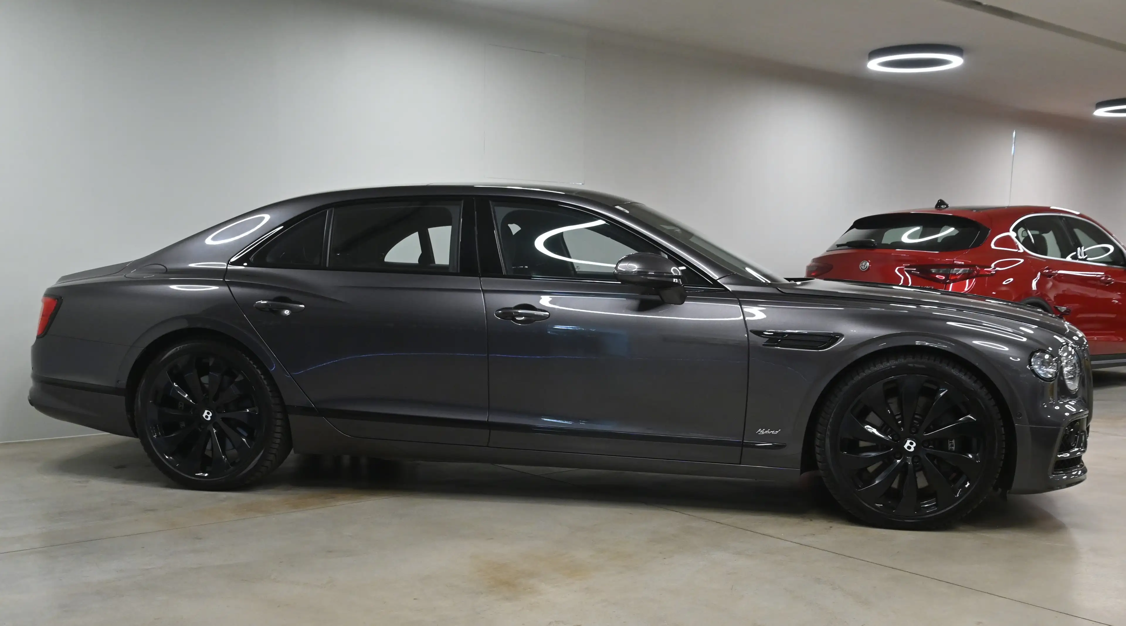 Bentley Flying Spur Flying Spur Hybrid Mulliner Specification — photo 10