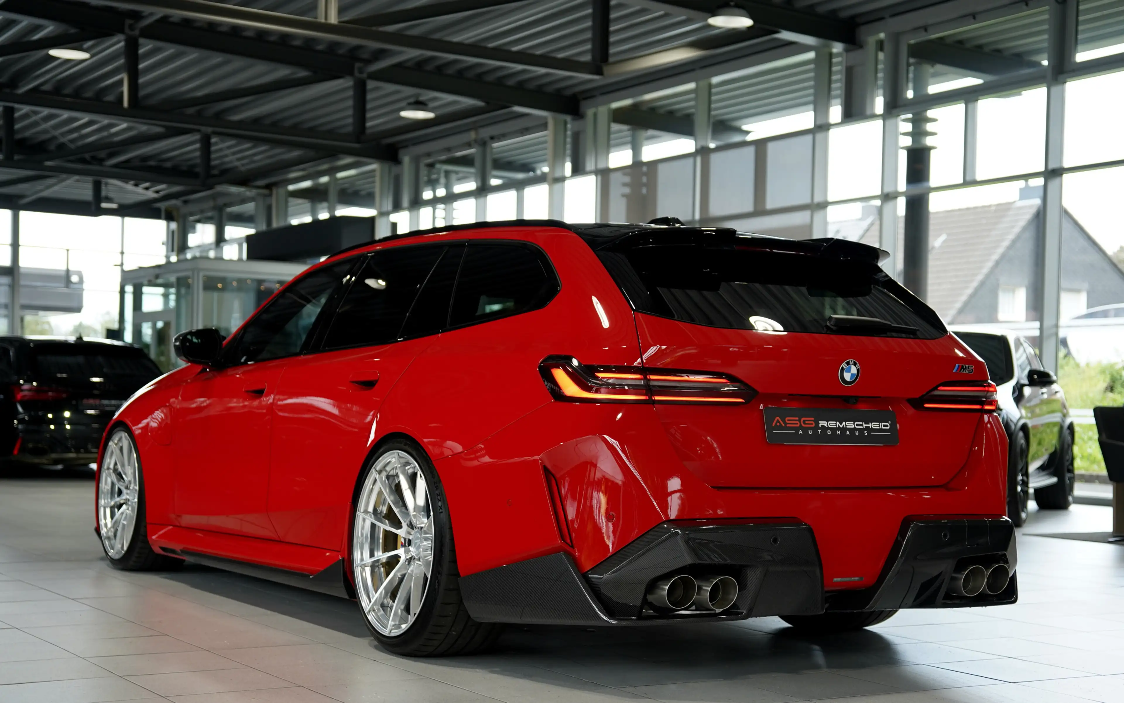 BMW M5 Touring 1.H *Carbon*Keramik*Grail*RossoCorsa — photo 12