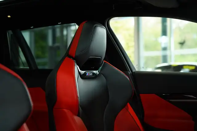BMW M5 view 26